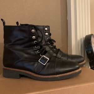 Bertuchi made in Spain. Leather combat boot